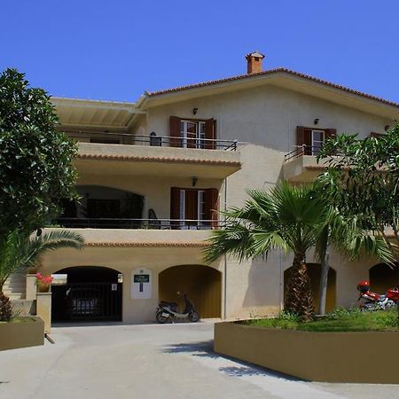 Villa Yiotevi Poros Town Exterior foto